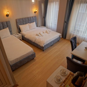 Hotel Zion Home Butik Otel cazare Evrese