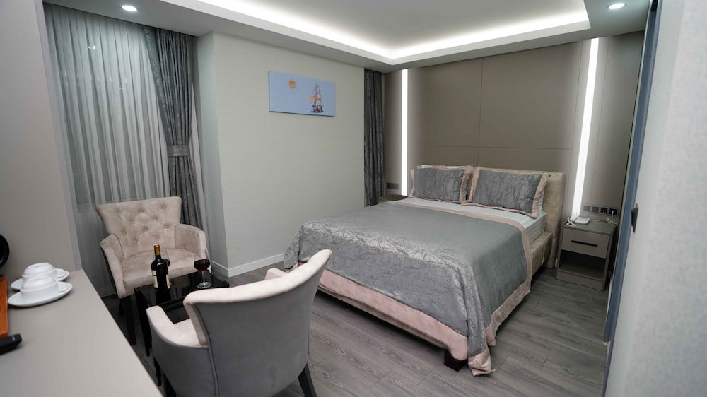 Hotel Aura Marina Hotel
