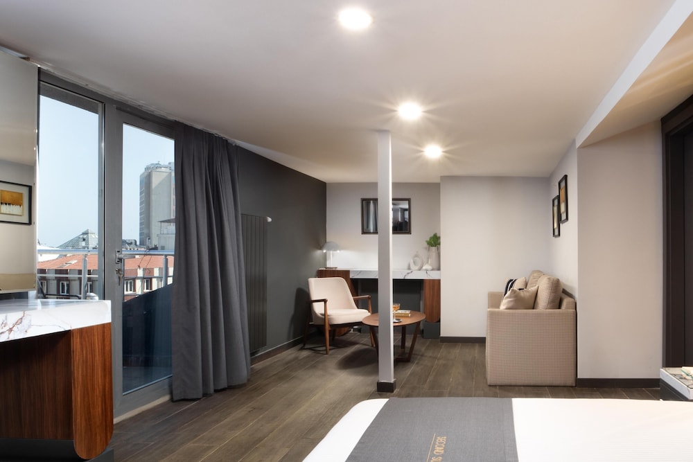 Hotel Second Suit Otel