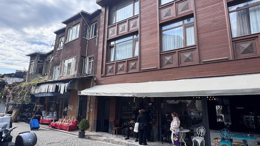 Hotel Viktoryus Otel