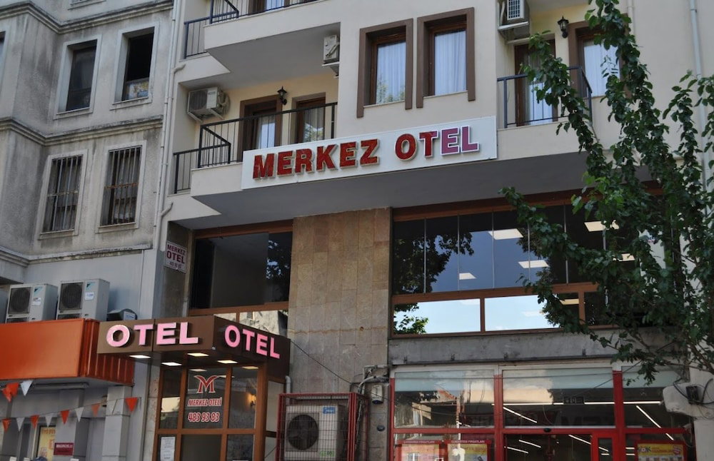 Hotel Merkez Otel