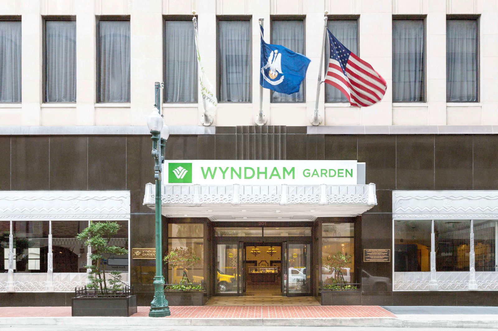 Hotel Wyndham Garden Baronne Plaza New Orleans