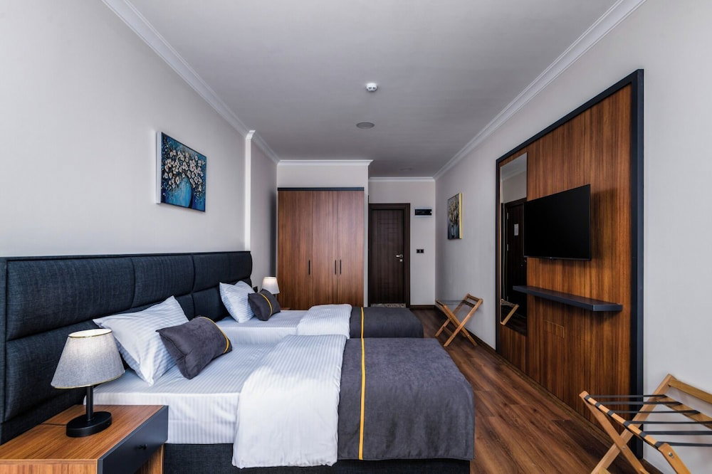 Sh Hotel