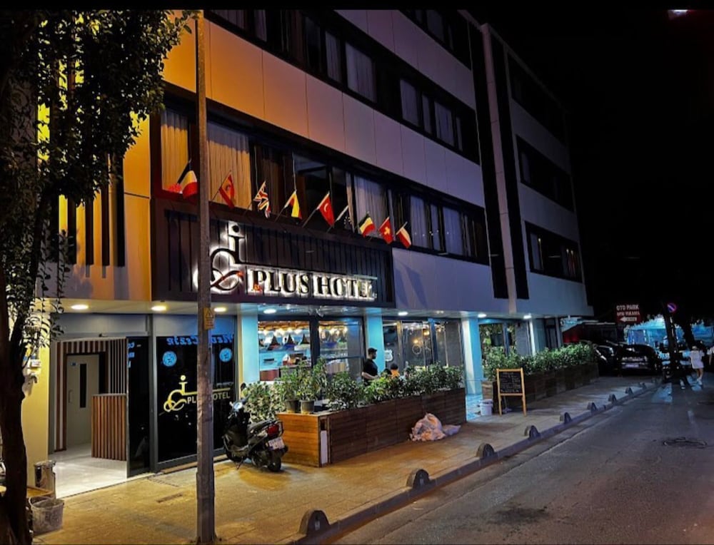 Hotel Ci Plus Hotel
