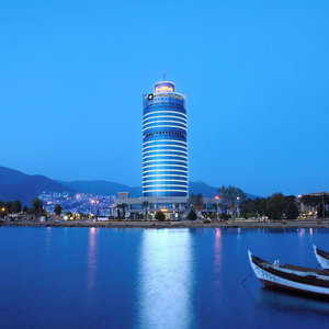 Hotel Wyndham Grand Izmir Ozdilek Thermal & Spa cazare Karabaglar