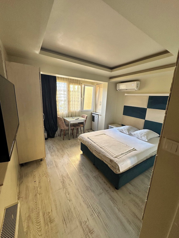 Hotel İsthouse