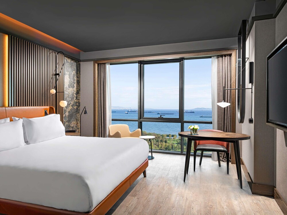 Mövenpick Hotel Istanbul Marmara Sea