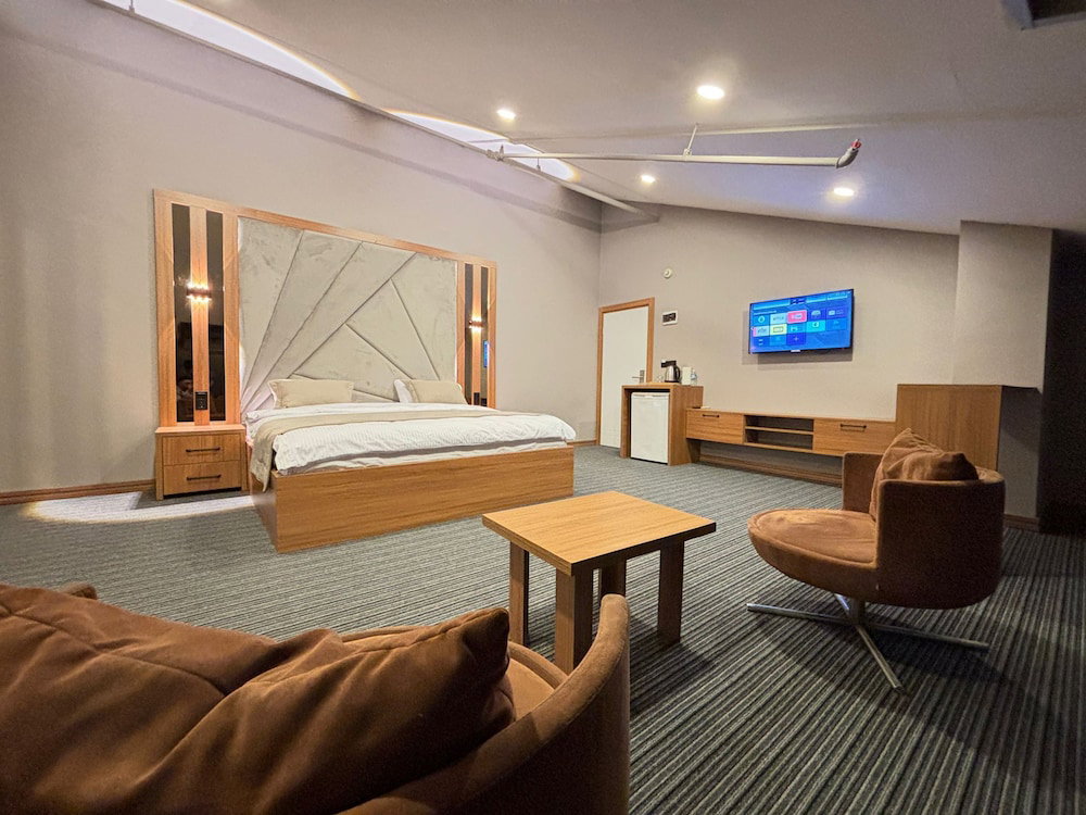 Hotel Vipinn Hotels