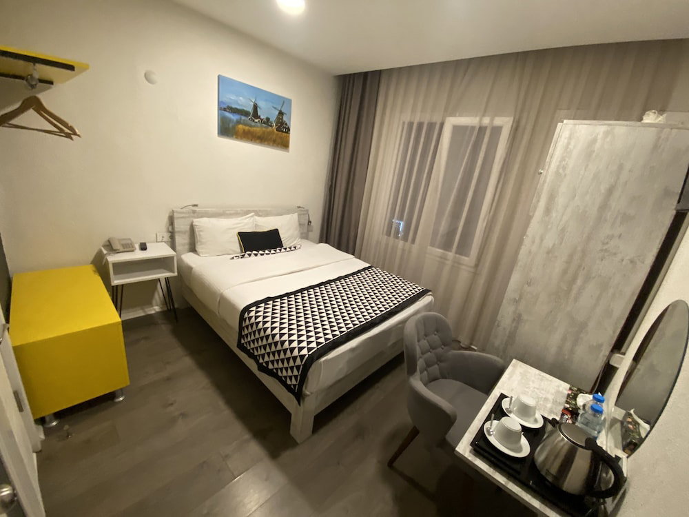 Hotel Piano Hotel