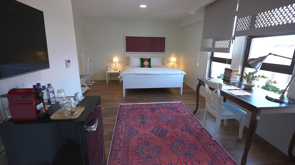 Hotel Pertevniyal Aziziye Hotel