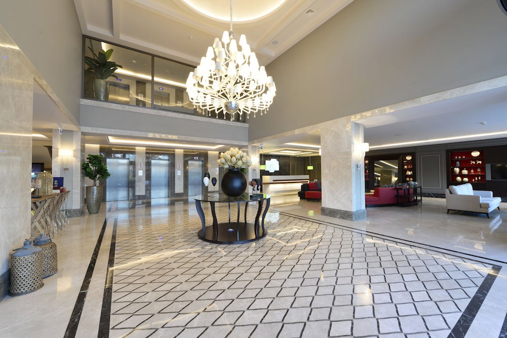 Hotel Holiday Inn Bursa - City Centre By Ihg