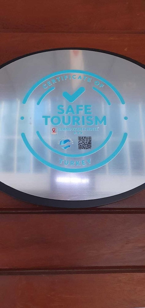 Hotel Grand Zeybek Hotel