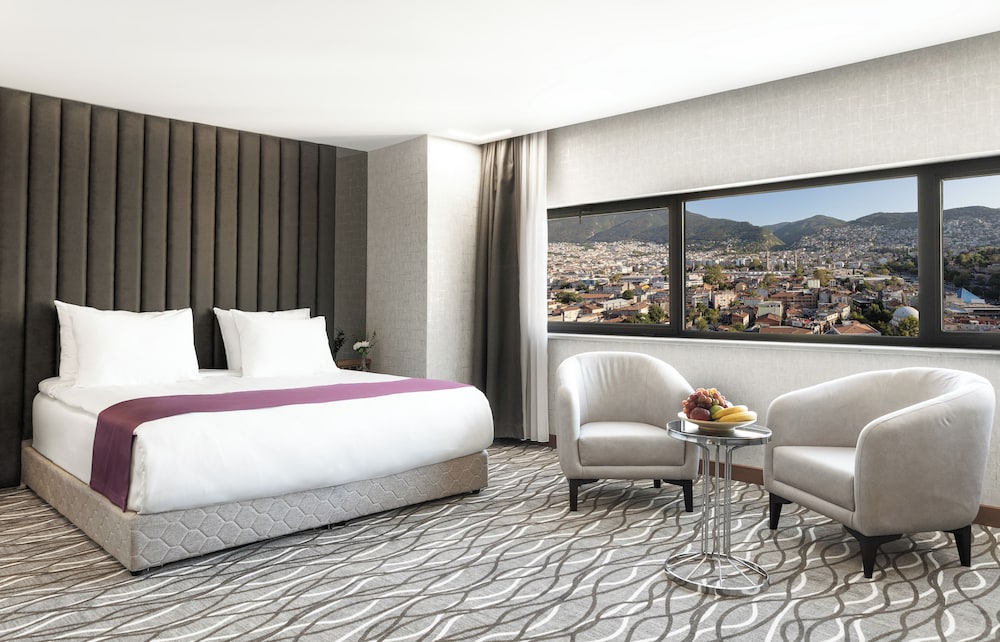 Hotel Lilium Hotel & Suites