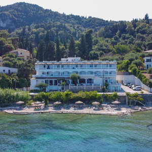 Hotel Kaiser Luxury Suites cazare Gastouri