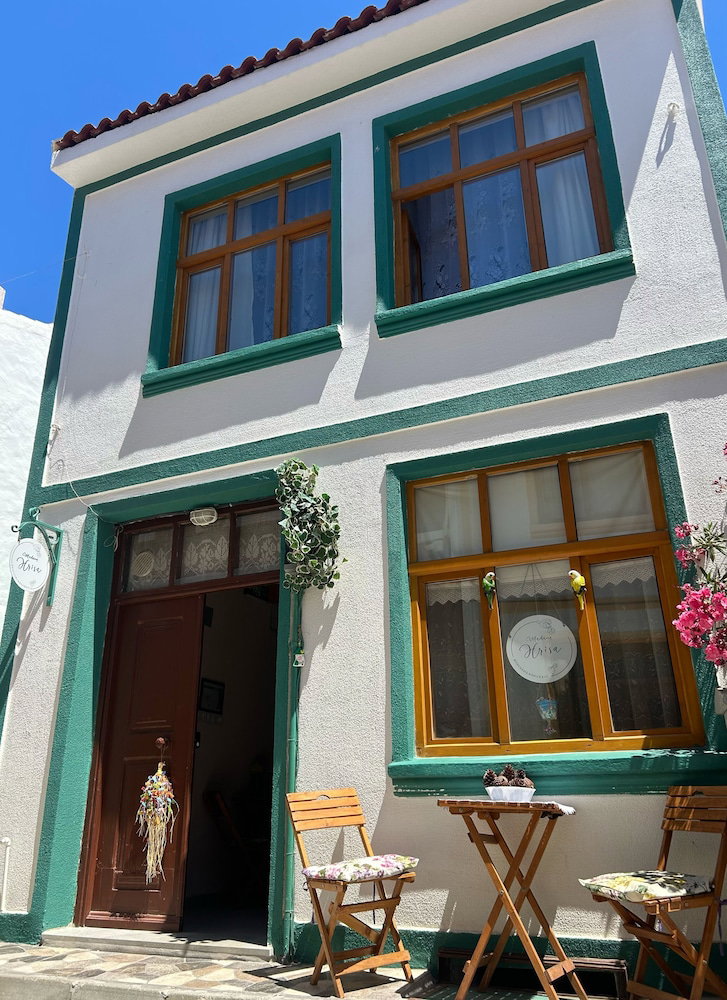 Hotel Madam Hrisa Konukevi