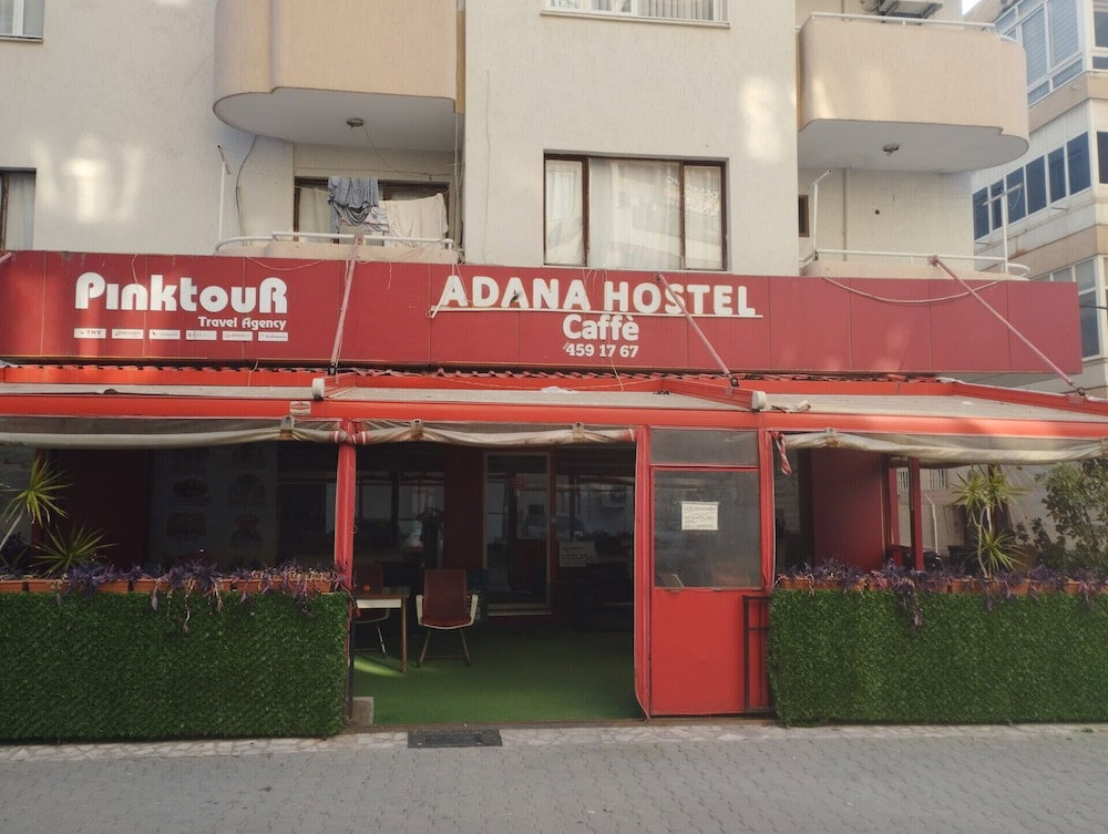 Hotel Adana Hostel