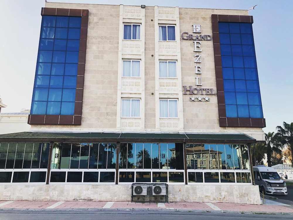 Hotel Grand Ezel Hotel