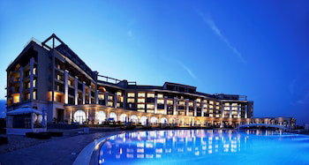 Hotel Lighthouse Golf Resort And Spa
