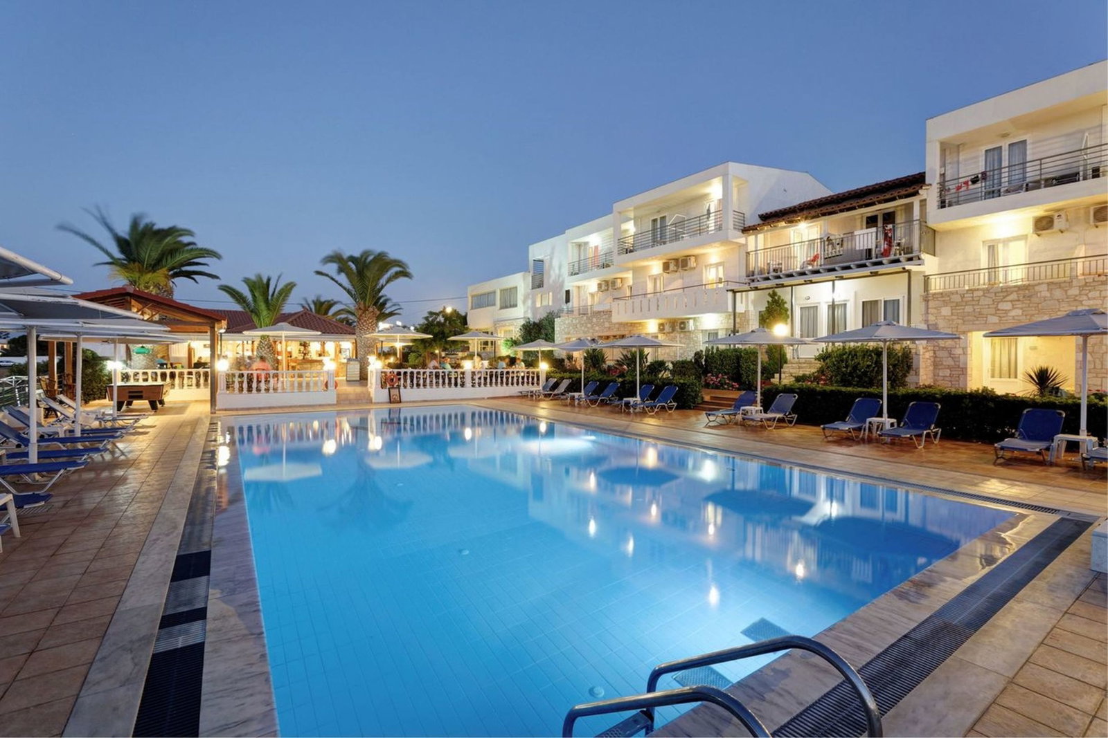 dal travel Cretan Garden