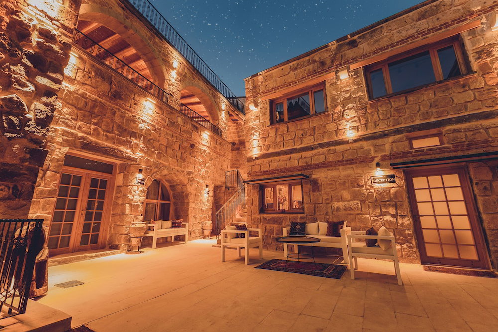 Hotel Pinhan Cave Suites