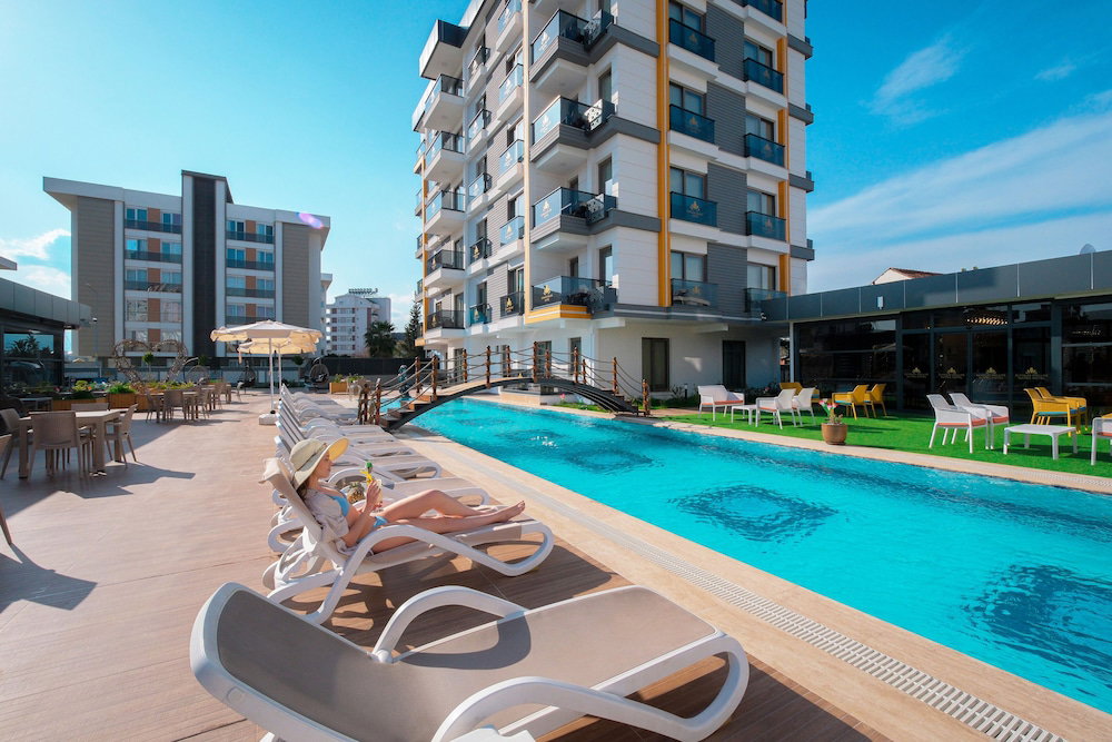 Hotel Elysium Deluxe Suites