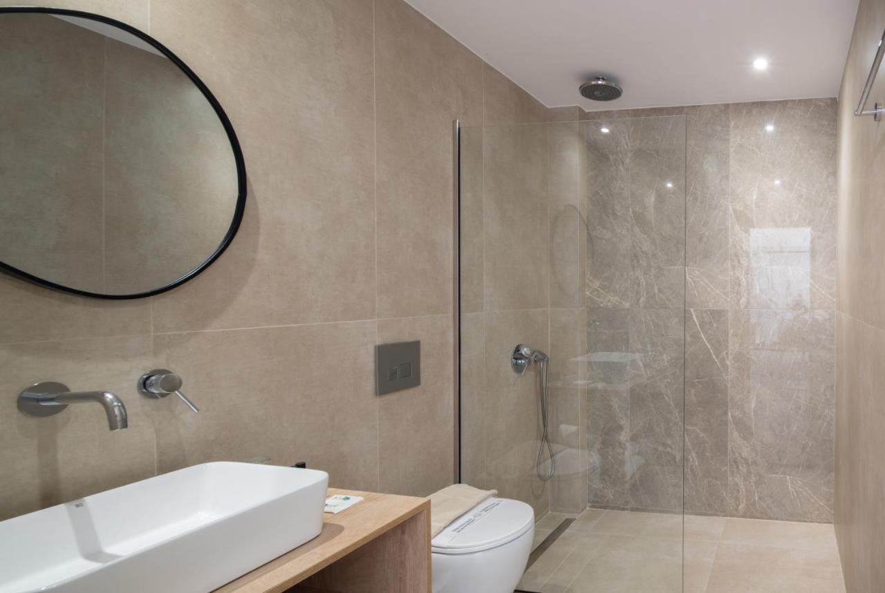 Golden Bee Lifestyle Hotel