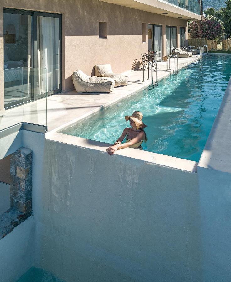 Golden Bee Lifestyle Hotel