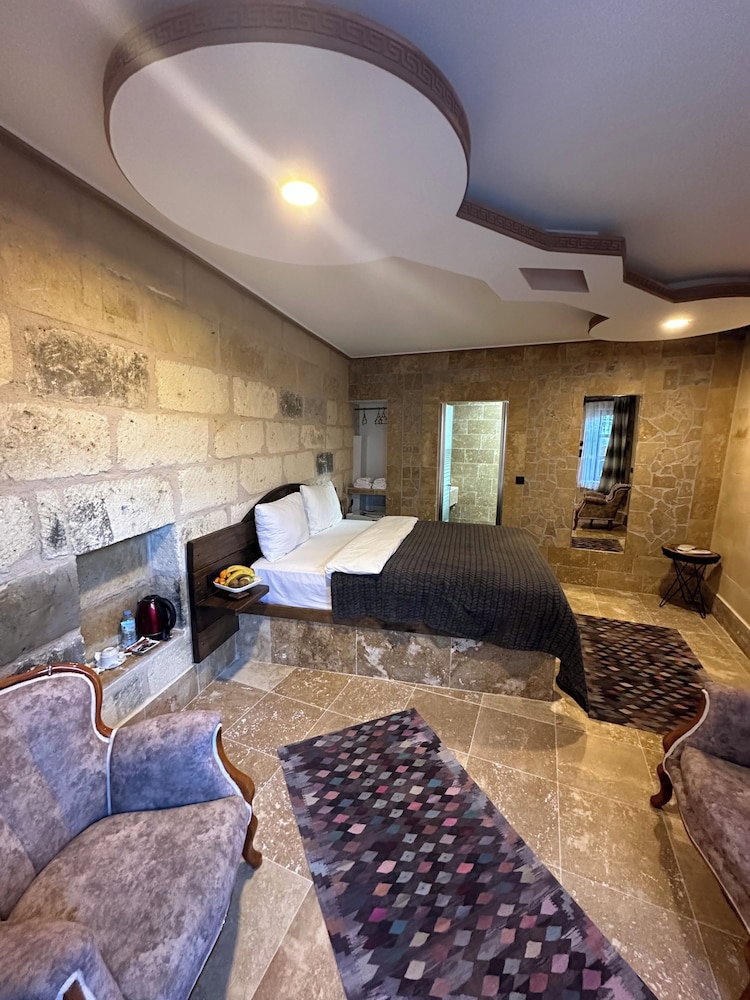 Hotel Di̇ri̇li̇ş Banarya Pansi̇yon