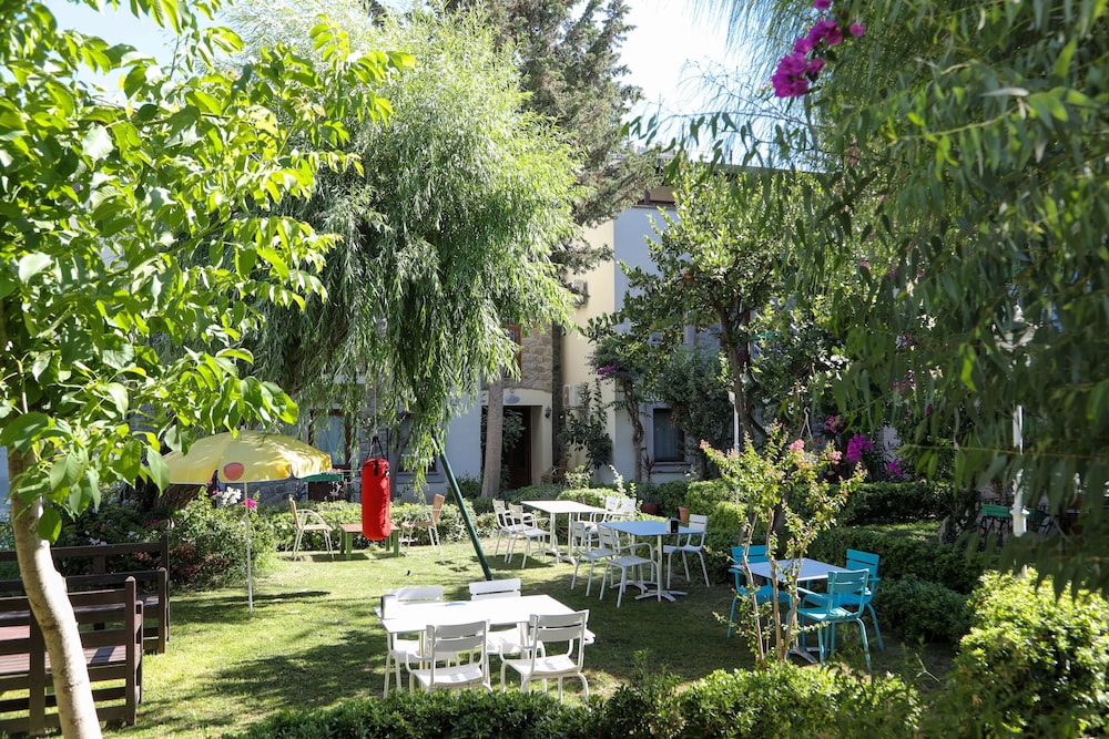Hotel Bella Garden Hotel