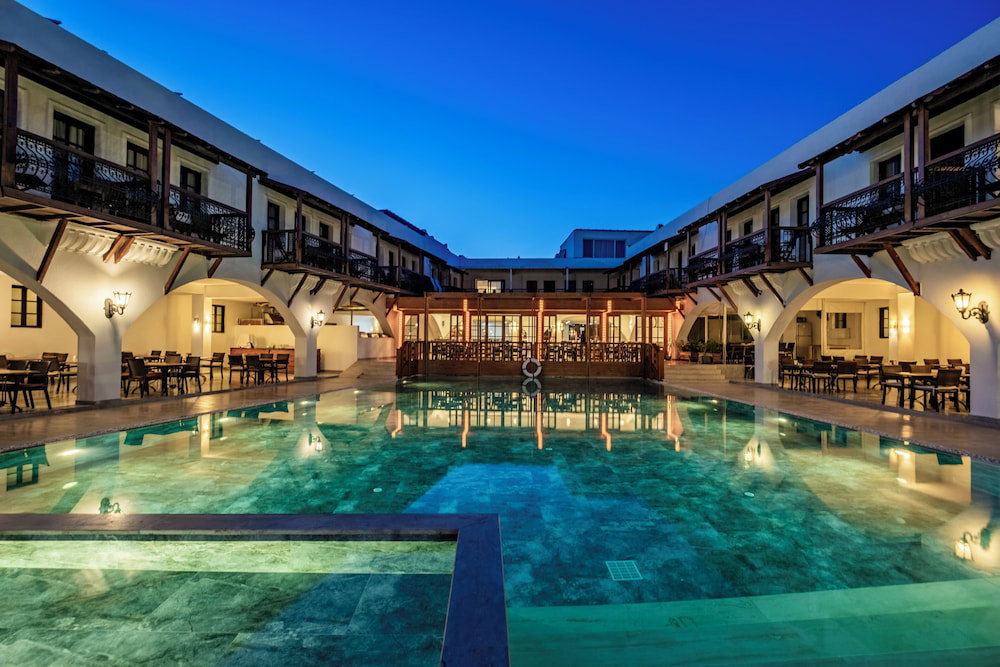 Hotel Costa Bitezhan Hotel