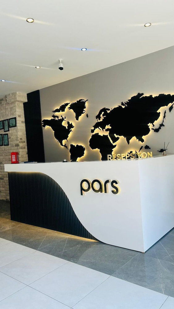 Hotel Pars Apart Hotel
