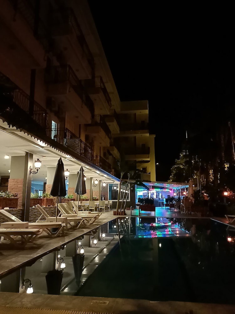 Hotel Santana Hotel