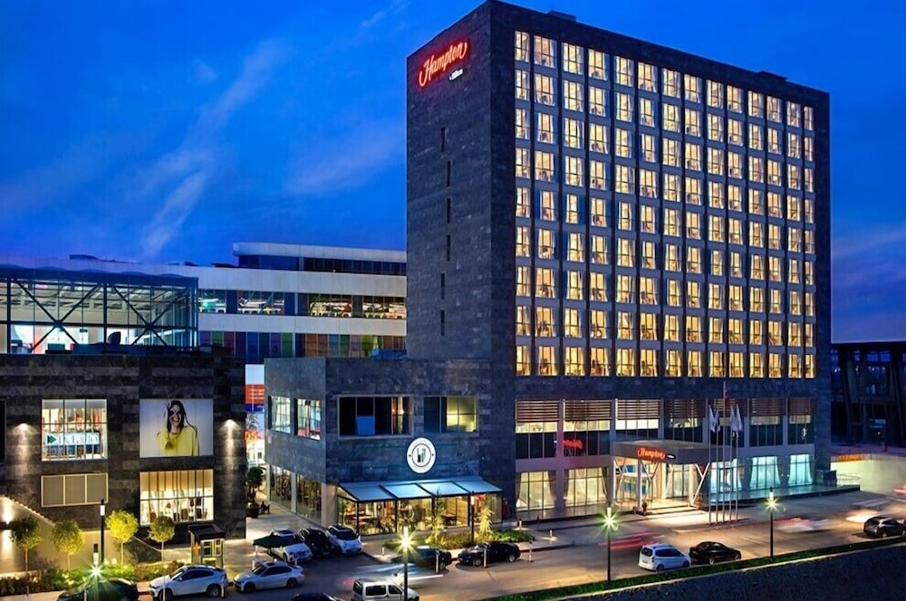 Hotel Hampton By Hilton Kocaeli Symbol