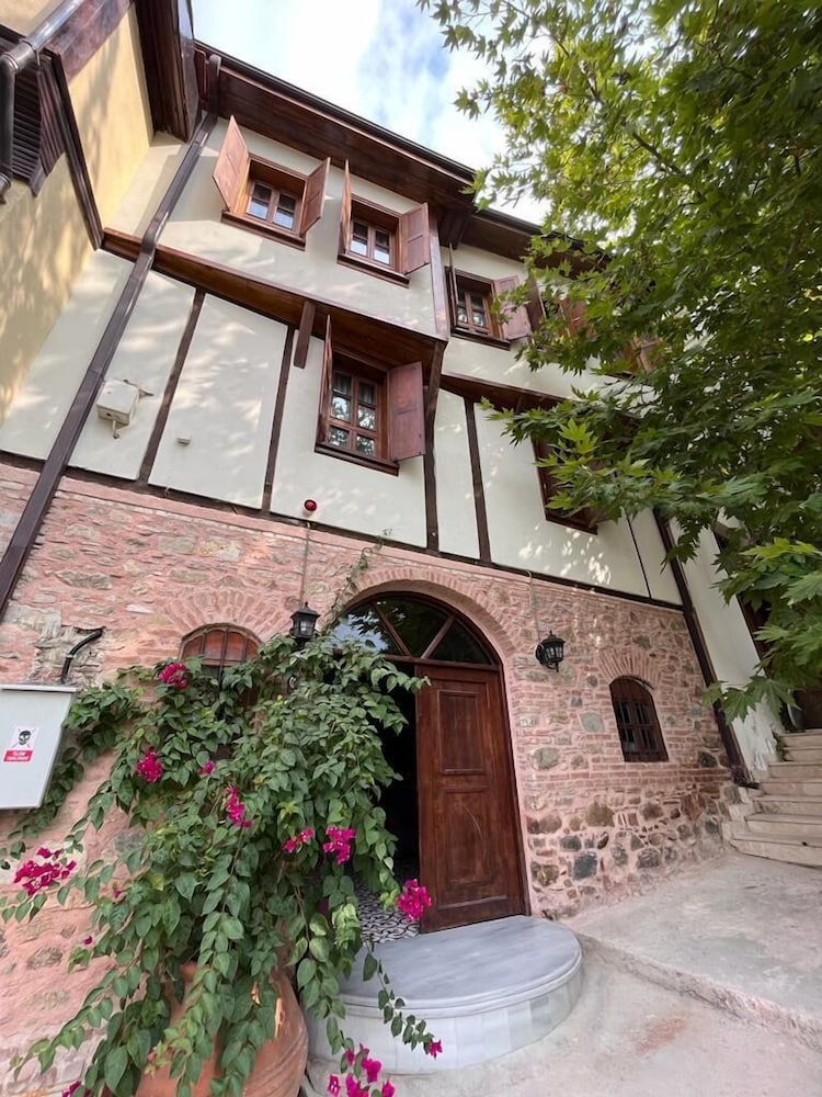 Hotel Trilye Taşev