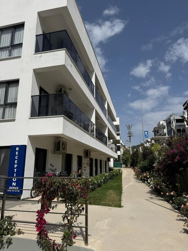 Sahil Sitesi - Güllük