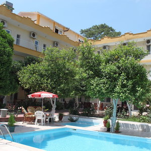 Hotel Unal Boutique Hotel cazare Goeynuek