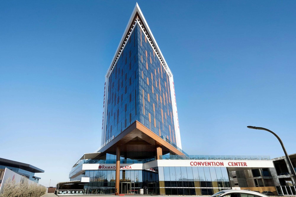Hotel Ramada Plaza By Wyndham Konya
