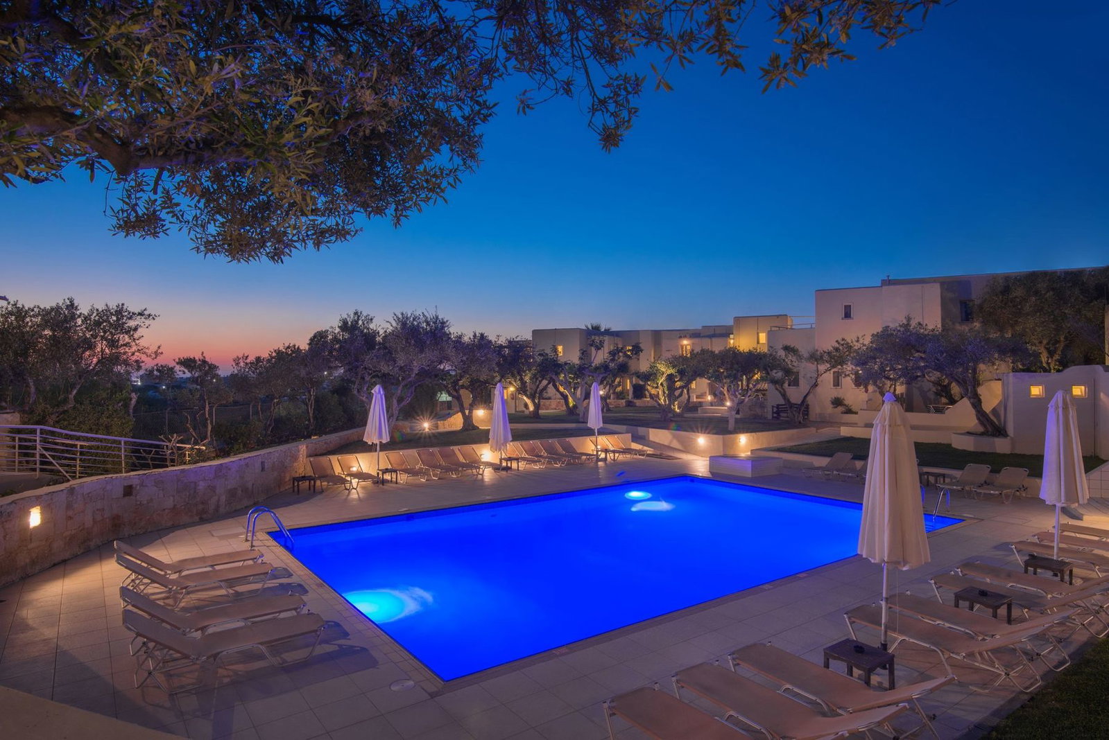 dal travel Ourania Apartments