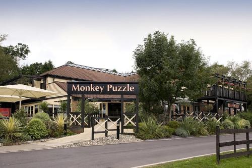 Hotel Premier Inn Chessington