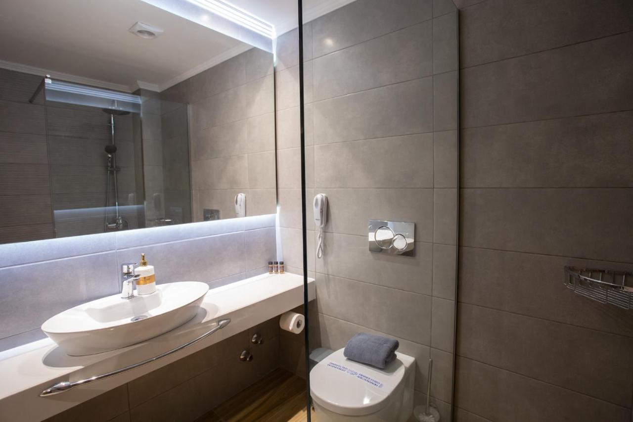 dal travel Marvel Deluxe Rooms