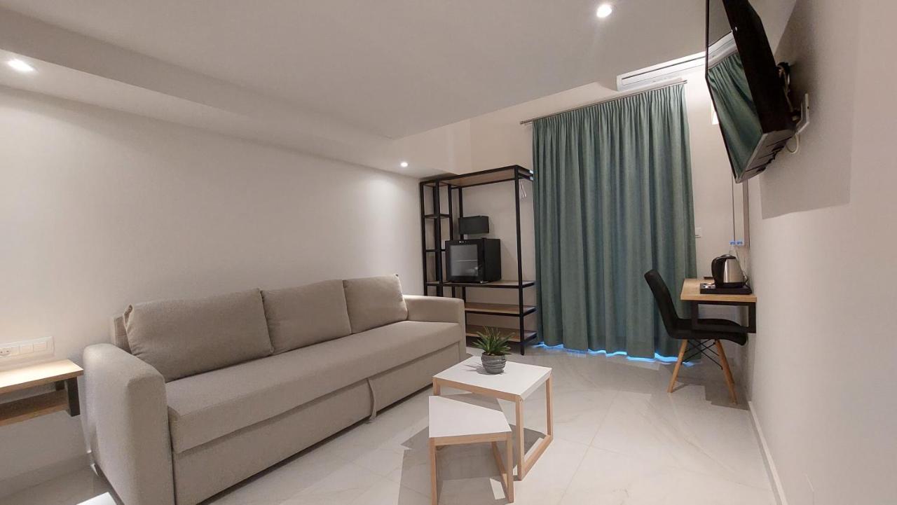 dal travel Marvel Deluxe Rooms