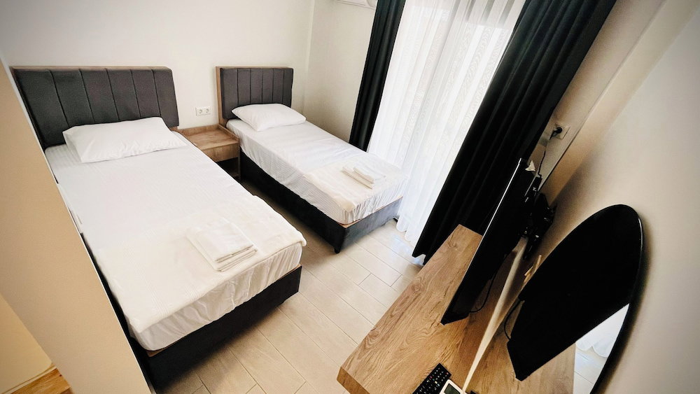 Keramos Buti̇k Otel