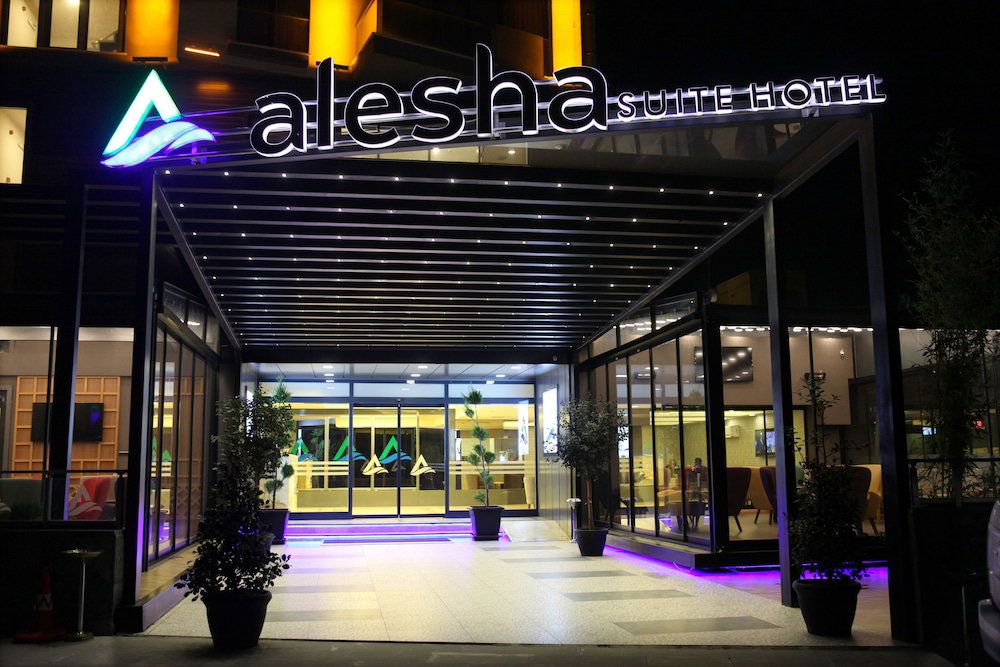 Hotel Alesha Suite