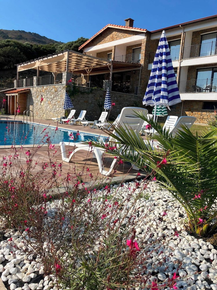 Hotel Rigani Gökçeada (+14)