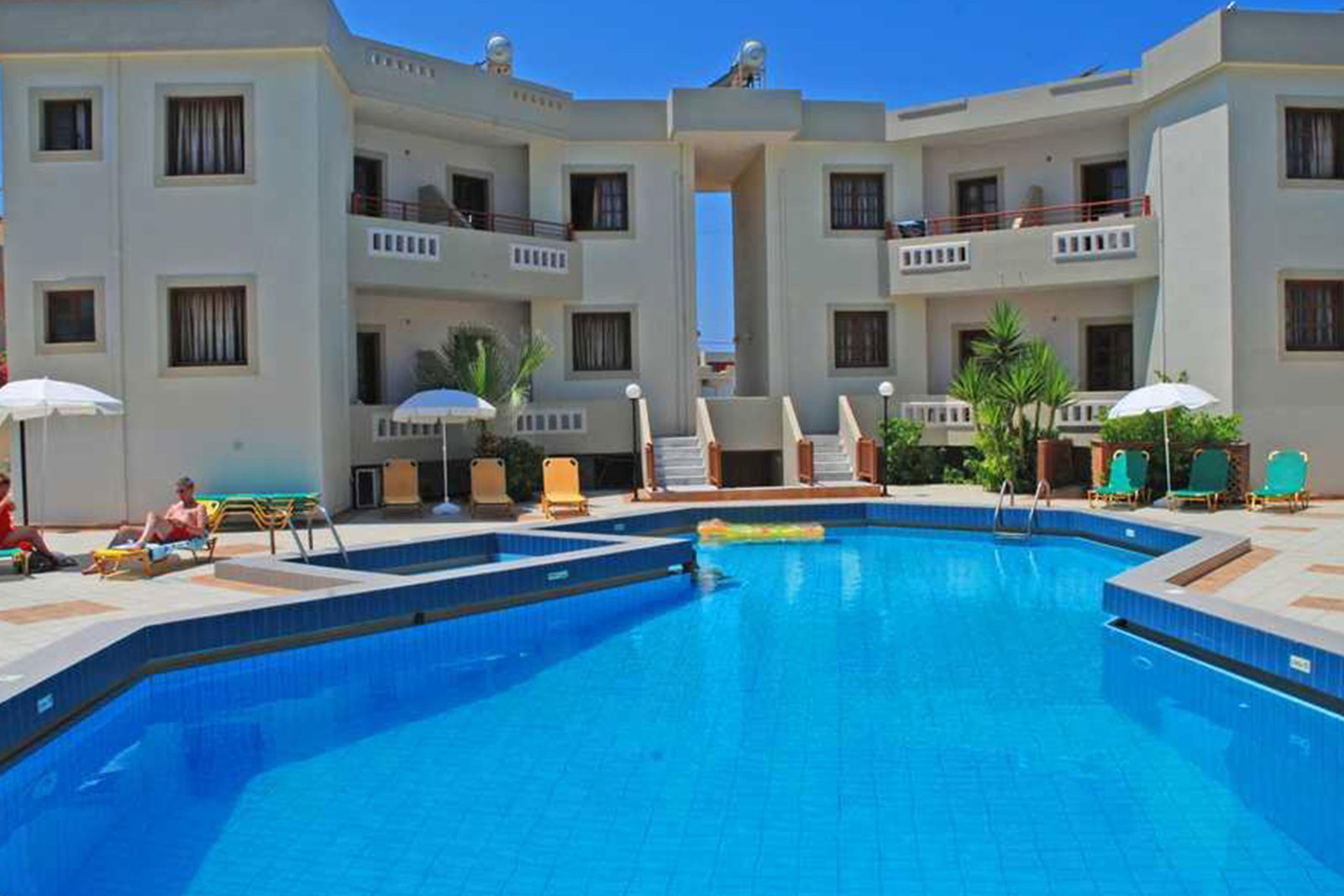 dal travel John Mary Apartments