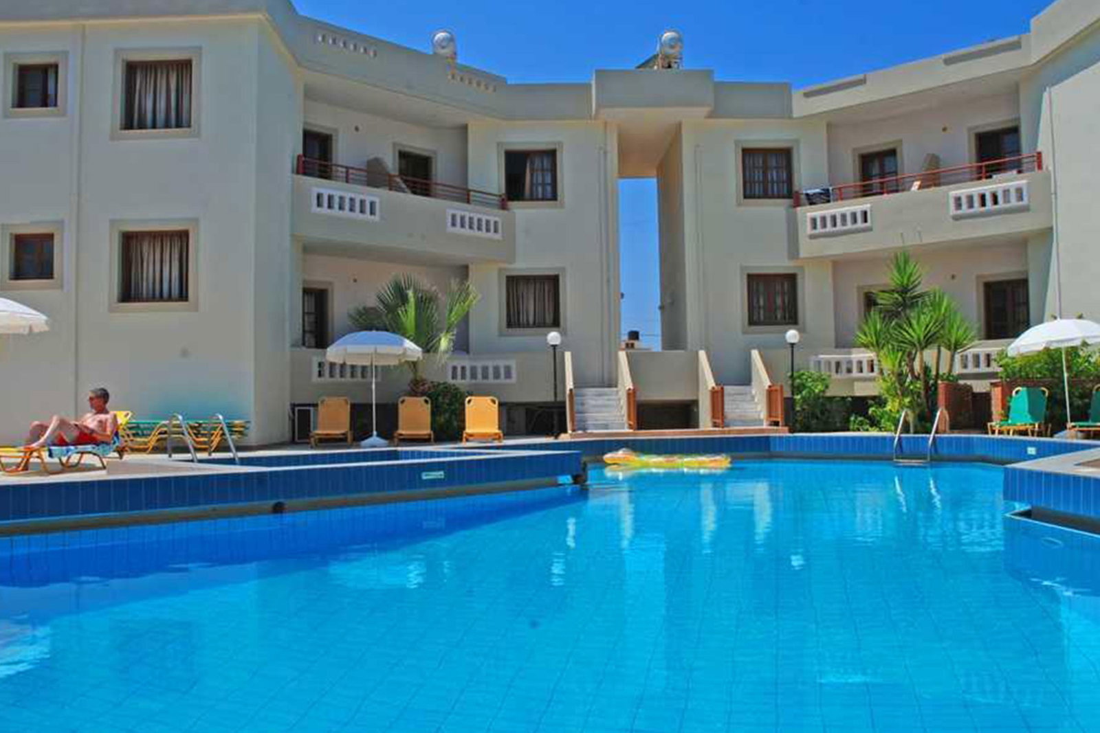 dal travel John Mary Apartments