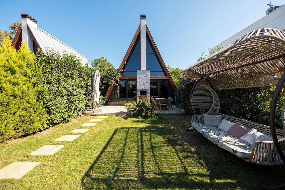 Hotel Begonvi̇l Gümüşlük