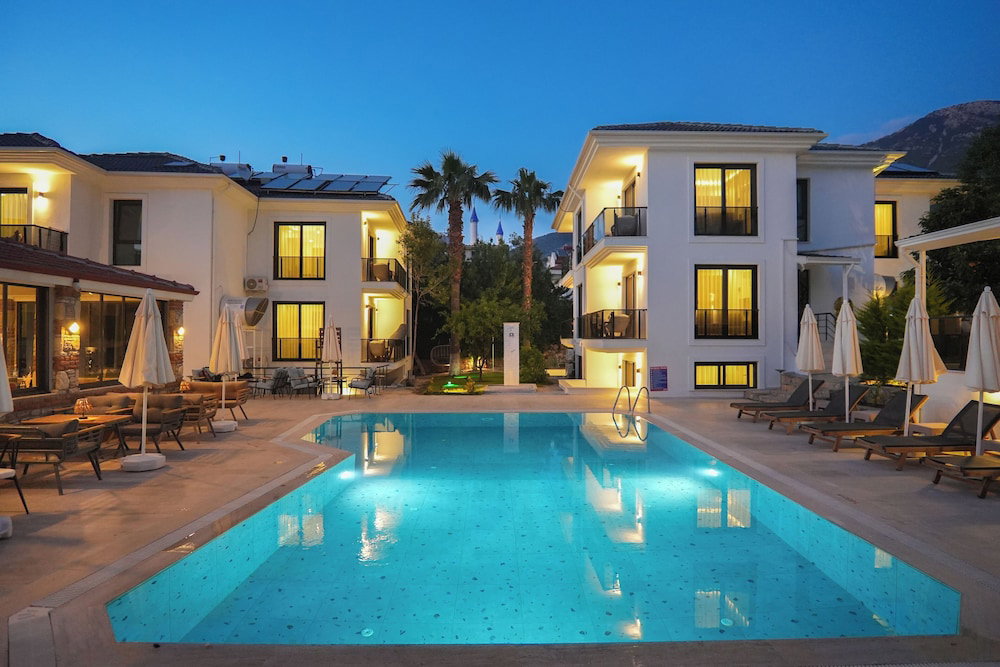 Hotel Marla Suite Hotel