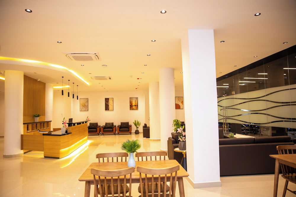 Hotel City Crown Hotel