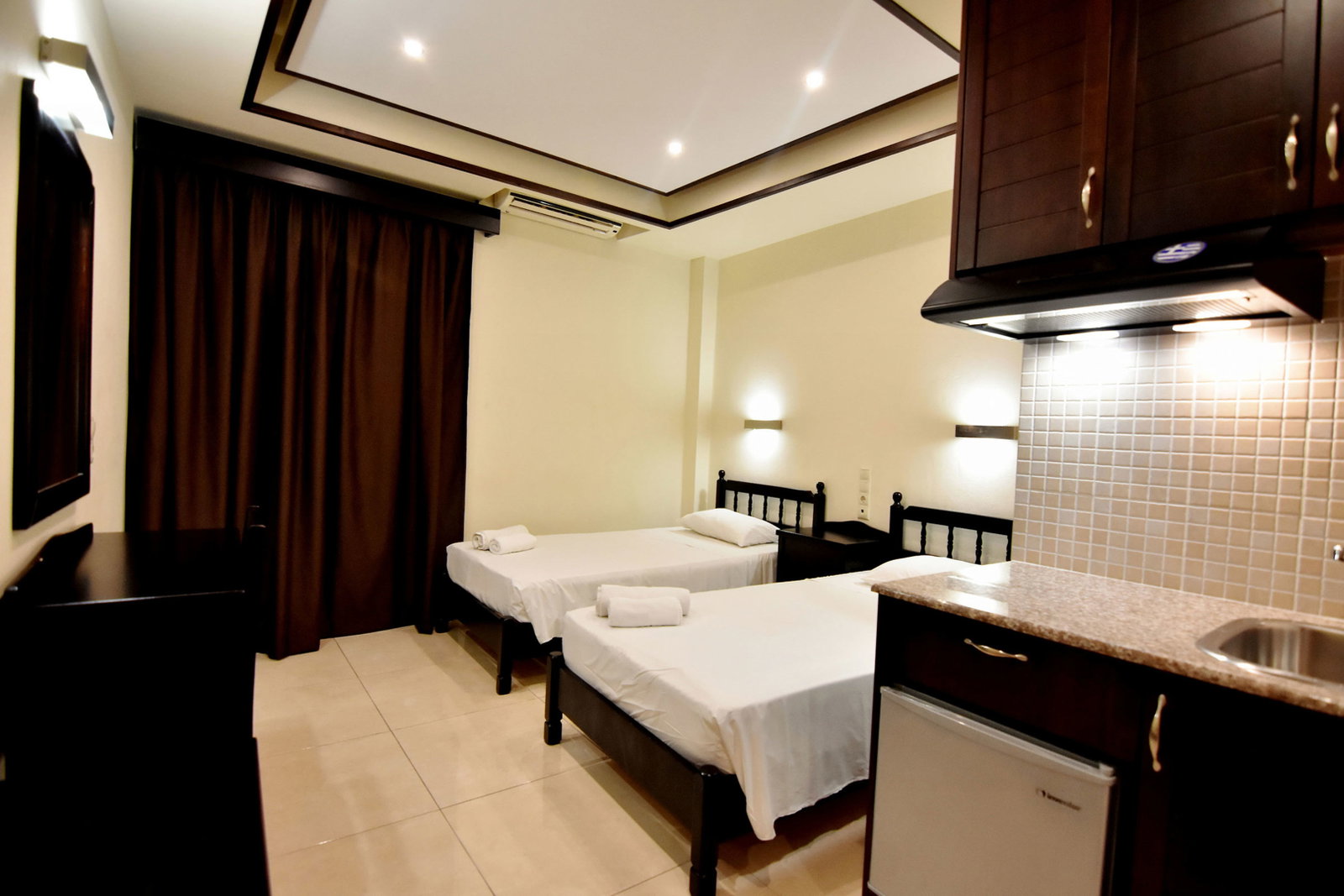 dal travel 24 Seven Boutique Hotel
